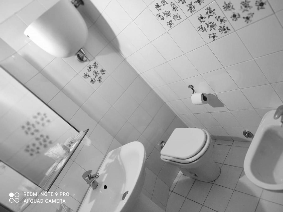 Hotel Centrale Chiusi Zimmer foto